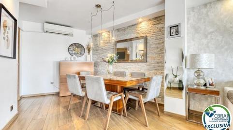 Foto 2 de Apartamento en venta en Carretera de Roses - Fossos, Figueres