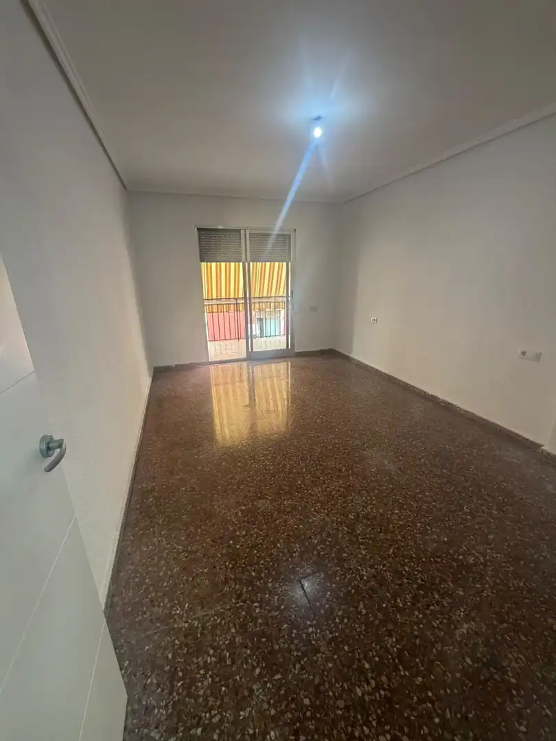 Vista exterior de Piso en venta en Alaquàs, Valencia