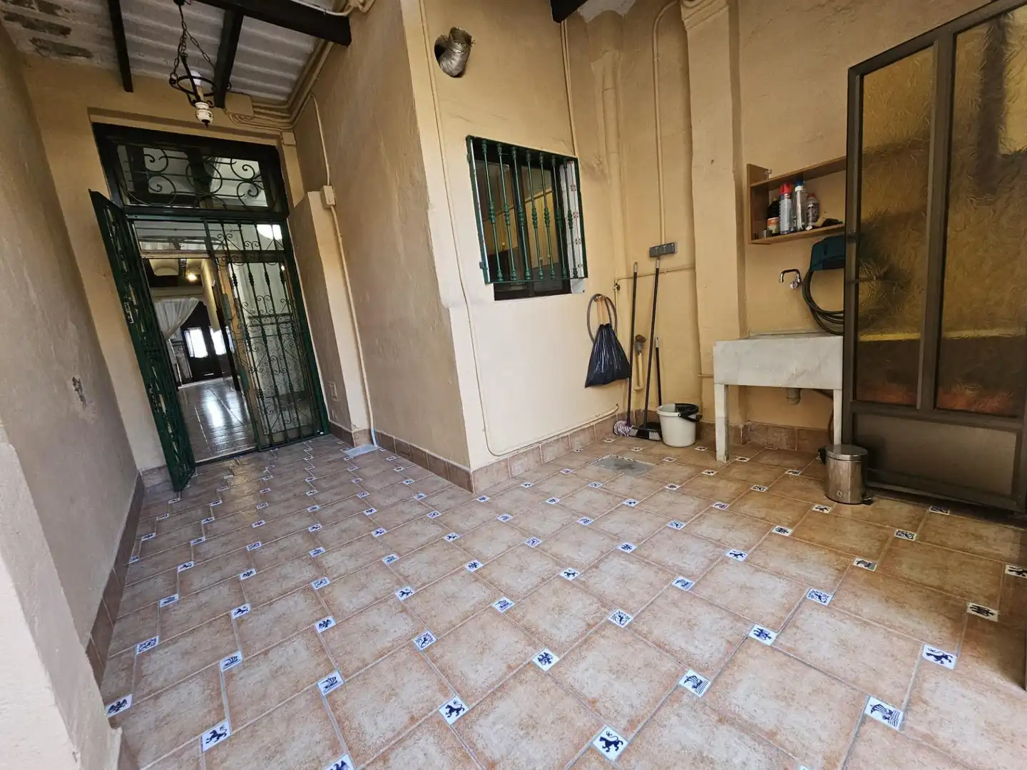 Casa adosada en venda en Valencia amb Terrassa