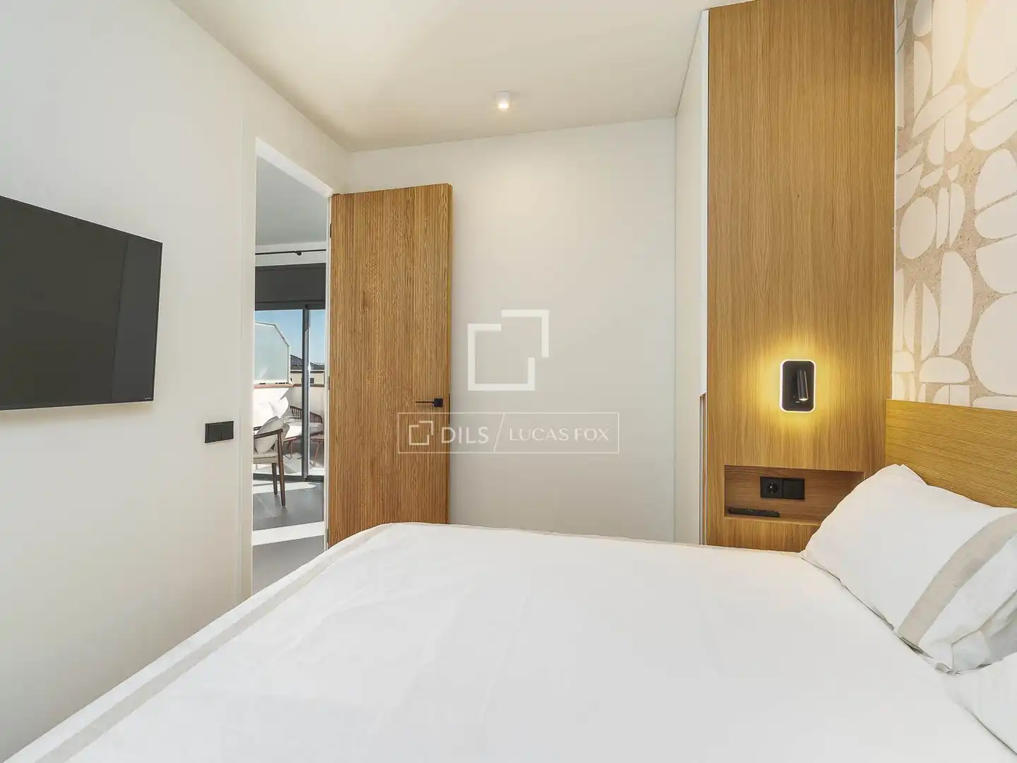 Bedroom of Flat for sale in Barcelona  with Air Conditioner, Heating and Parquet flooring