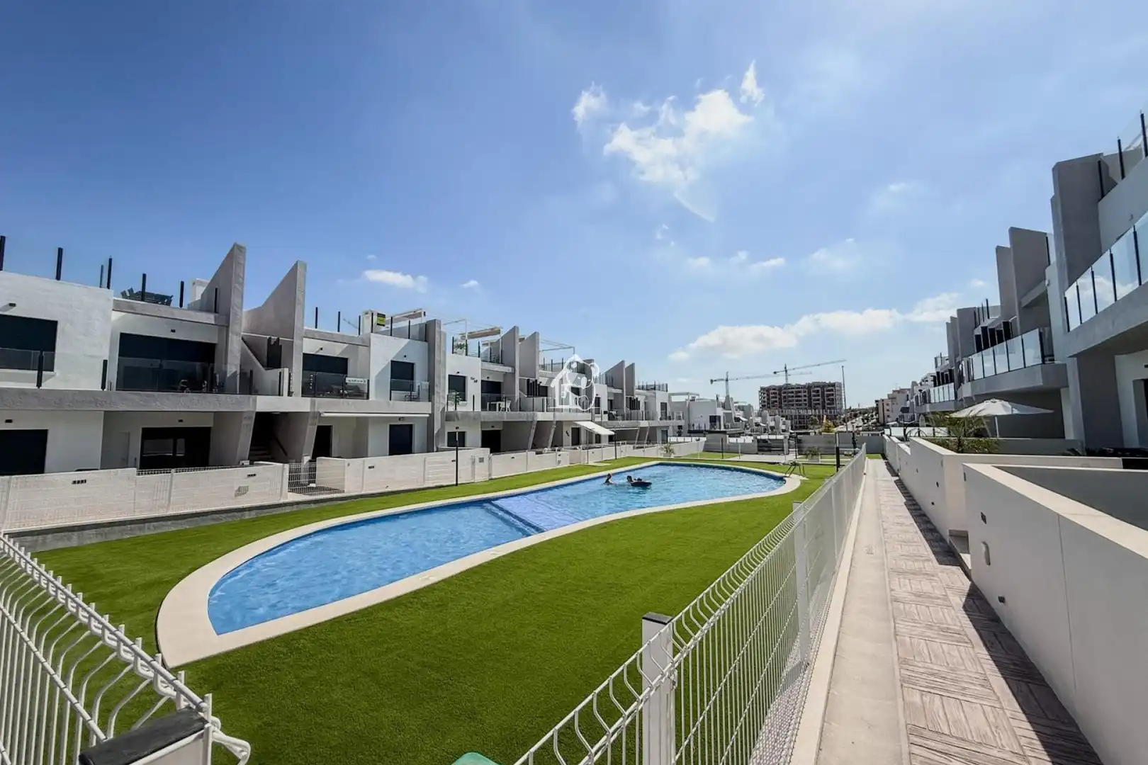 Schwimmbecken von Wohnungen zur Miete in San Miguel de Salinas mit Klimaanlage, Privatgarten und Terrasse