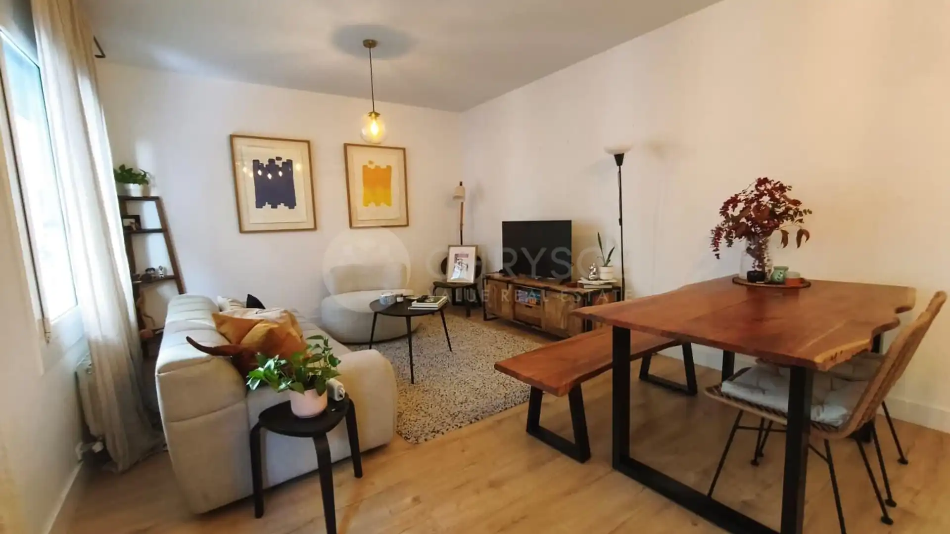 Living room of Flat for sale in  Barcelona Capital  with Air Conditioner and Parquet flooring