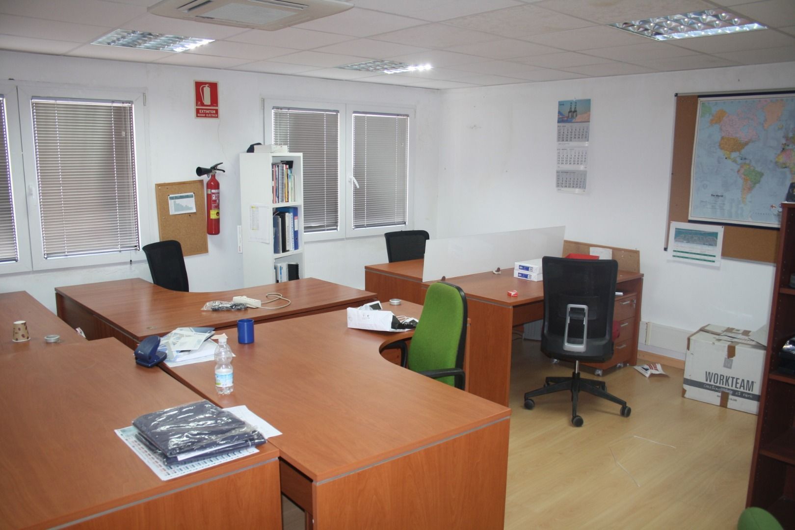 Flat for sale in Algeciras  with Air Conditioner