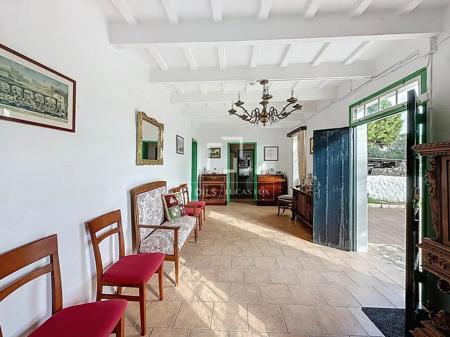 Country house zum Verkauf in Es Castell mit Privatgarten, Abstellraum und Balkon
