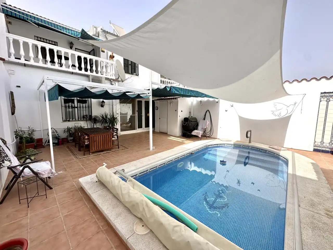 Piscina de Casa adosada en venta en Humilladero con Aire acondicionado, Terraza y Trastero
