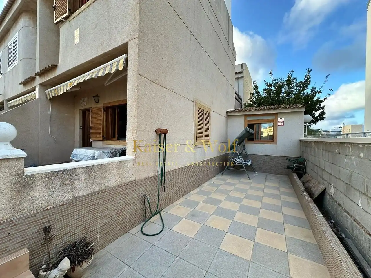 Vista exterior de Casa o xalet en venda en Santa Pola amb Aire condicionat, Terrassa i Moblat