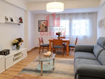 Pis amb balcó de lloguer a San Rosendo