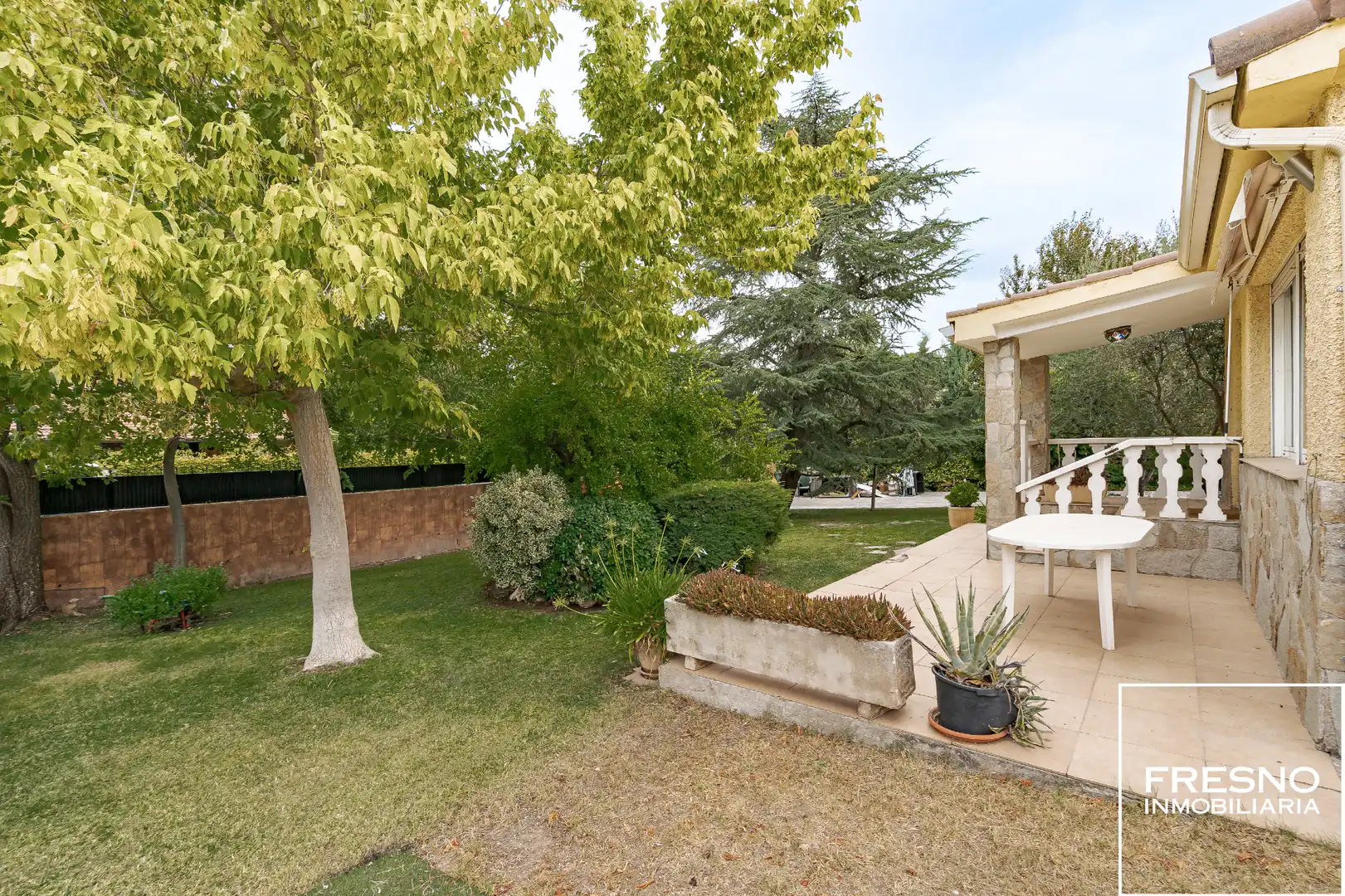 Terrassa de Casa o xalet en venda en Paracuellos de Jarama amb Aire condicionat, Calefacció i Jardí privat