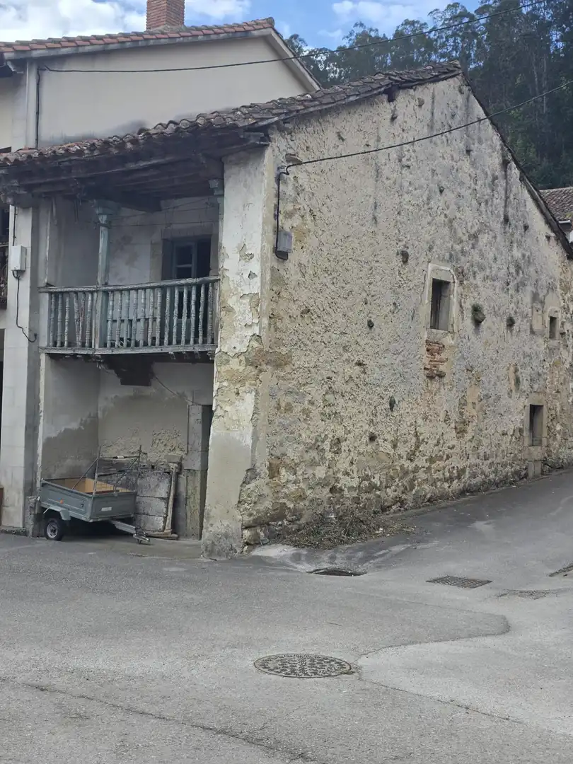 Vista exterior de Casa o xalet en venda en Val de San Vicente 