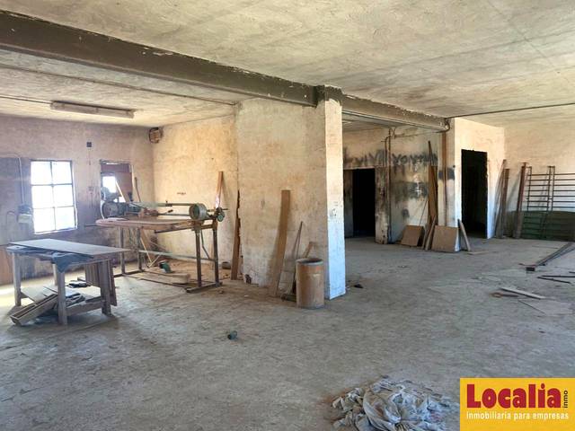 Nave industrial en Venta en Las Flores