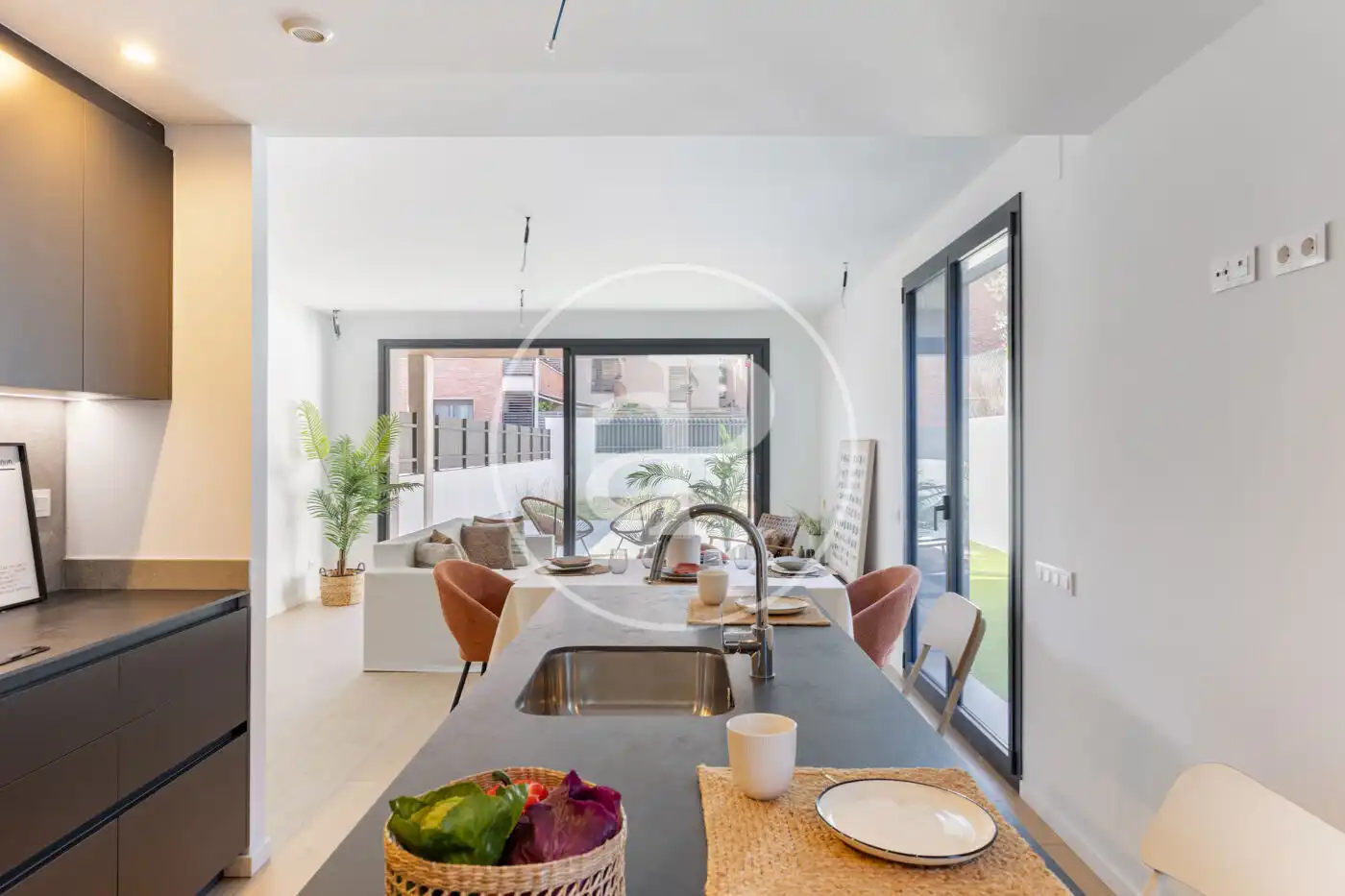 Küche von Wohnung zum Verkauf in Sant Cugat del Vallès mit Klimaanlage, Heizung und Privatgarten