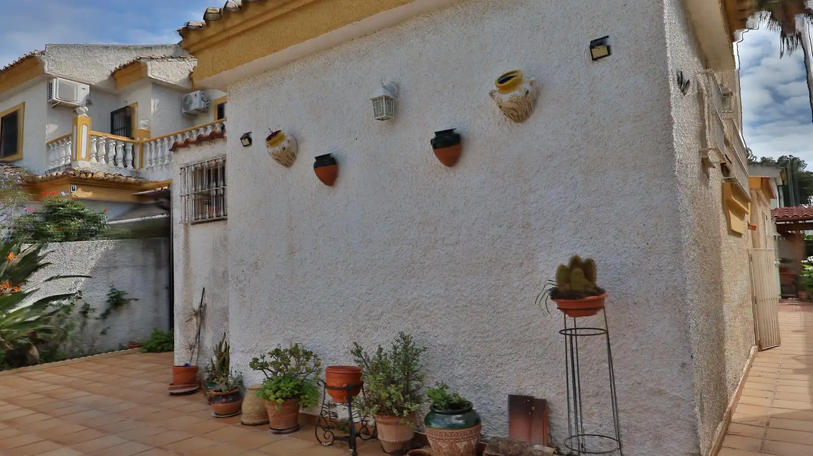 Exterior view of Detached homes for sale in Málaga  with Terrace and Community pool