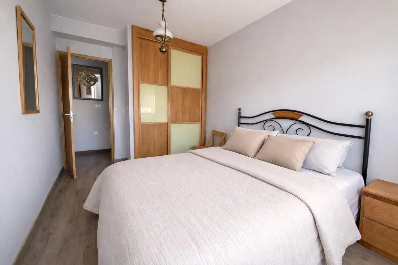 Bedroom of Flat for sale in Zaragoza  with Heating