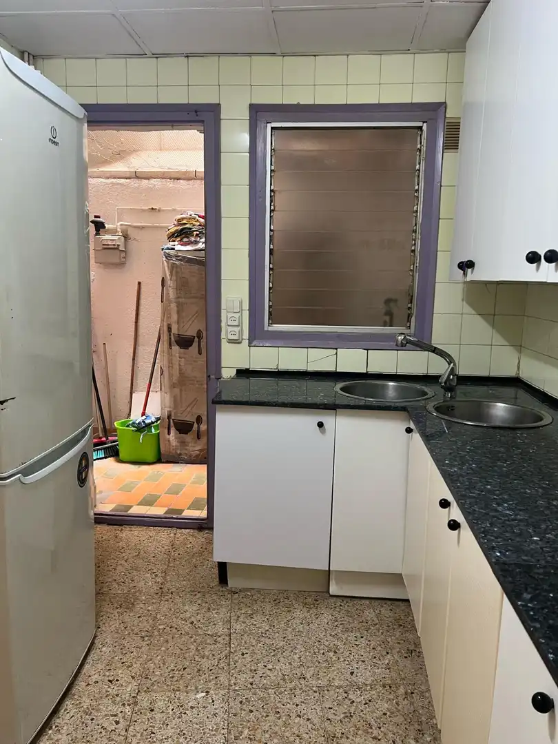 Cuina de Planta baixa en venda en Castellar del Vallès amb Calefacció i Balcó
