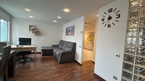 Foto 2 de Dúplex en venta en Carrer de Montserrat, Sant Crist, Badalona