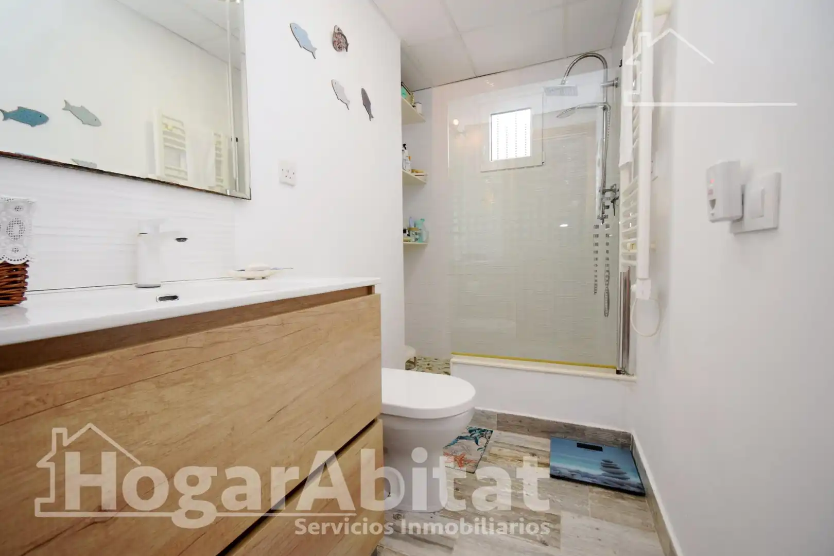 Badezimmer von Wohnung zum Verkauf in Paterna mit Heizung