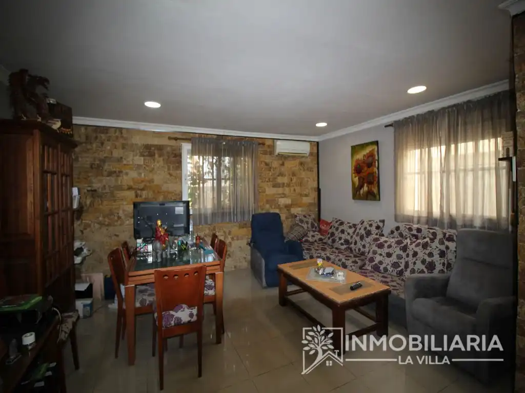 Sala d'estar de Casa o xalet en venda en Alhaurín de la Torre amb Aire condicionat, Moblat i Rentadora