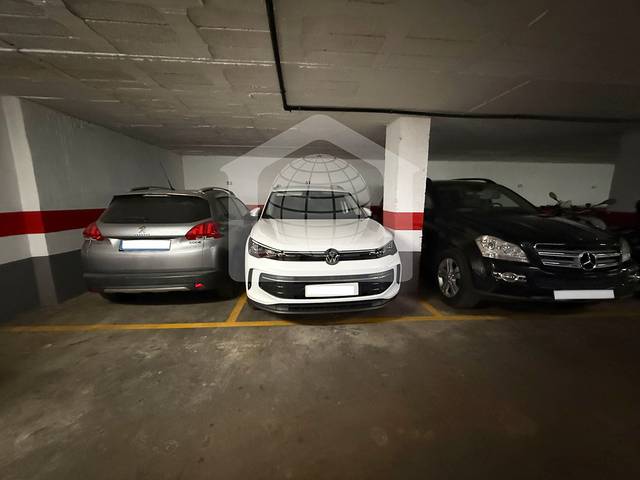 Garaje en Venta en Avenida Carlos Haya en La Florida - Parque Norte