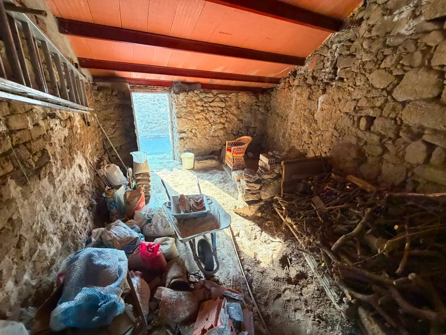 Terreno industrial en venta en Cillán