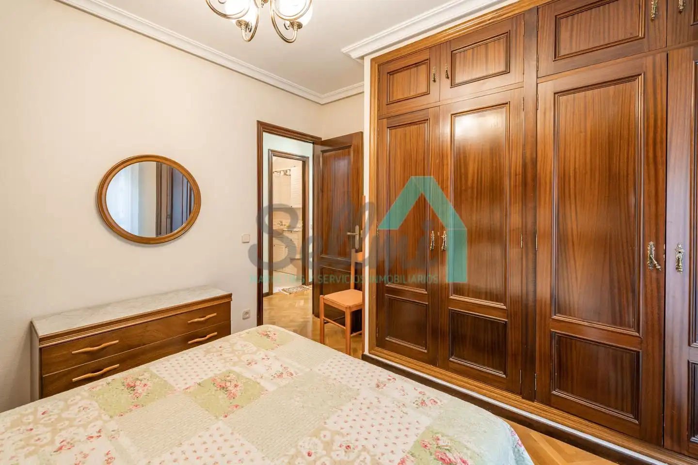 Schlafzimmer von Wohnung zum Verkauf in Gijón  mit Heizung und Parkett