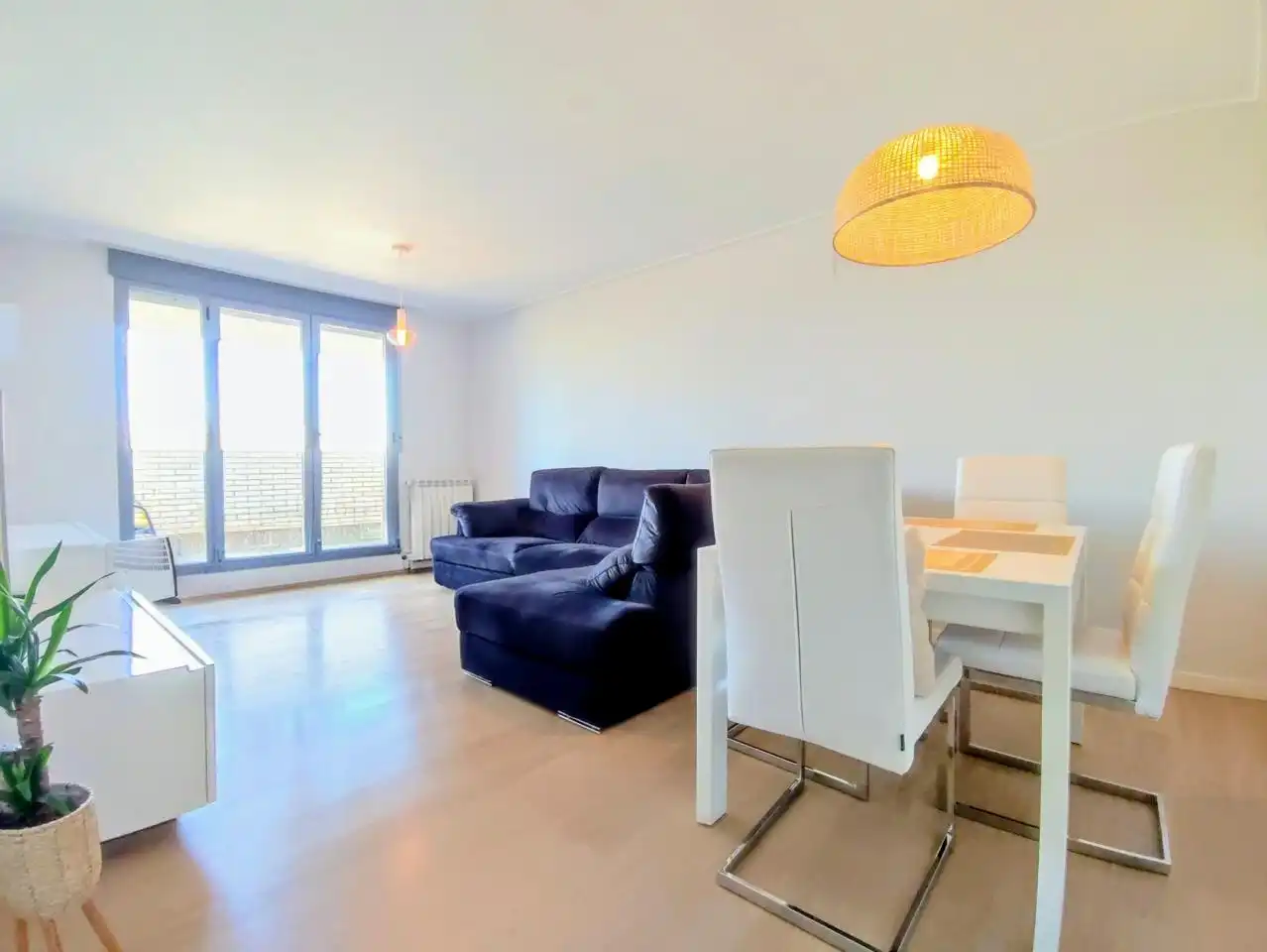 Sala de estar de Piso en venta en Albacete con Calefacción, Terraza y Trastero