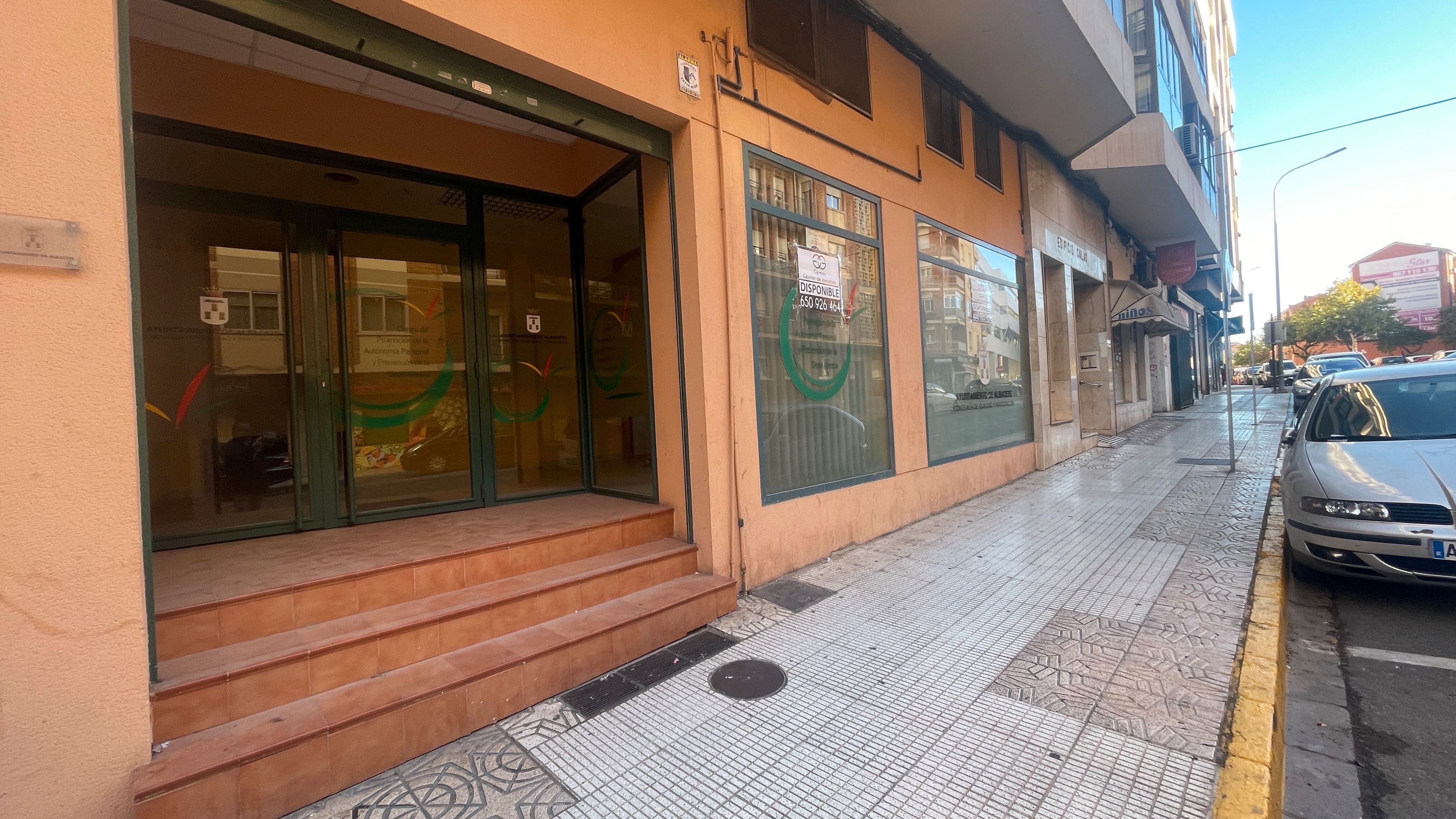 Local de lloguer en  Albacete Capital amb Aire condicionat i Calefacció