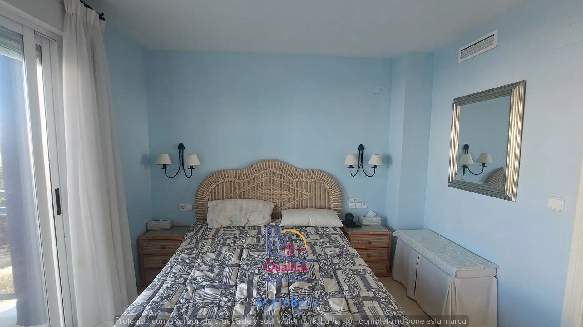 Habitación de Apartamento de alquiler en Oliva con Aire acondicionado, Calefacción y Jardín privado