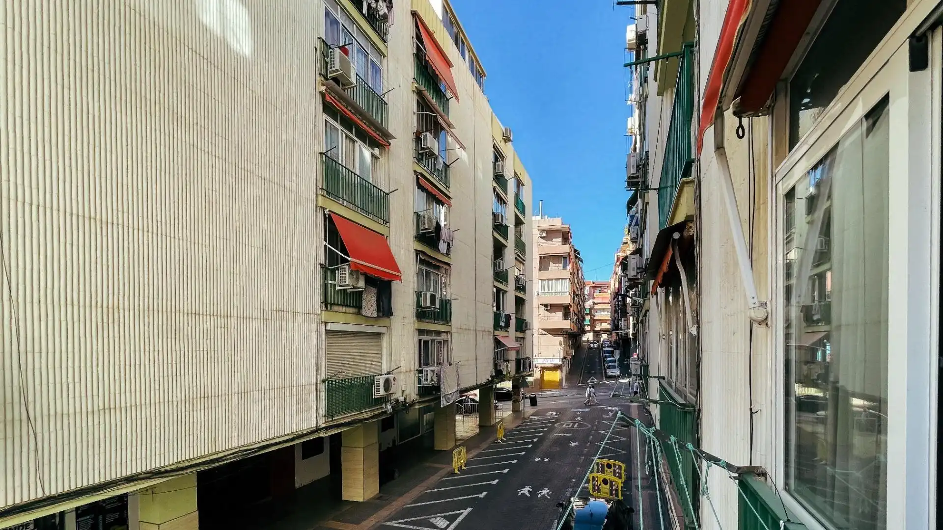 Vista exterior de Piso en venta en Benidorm con Aire acondicionado y Balcón
