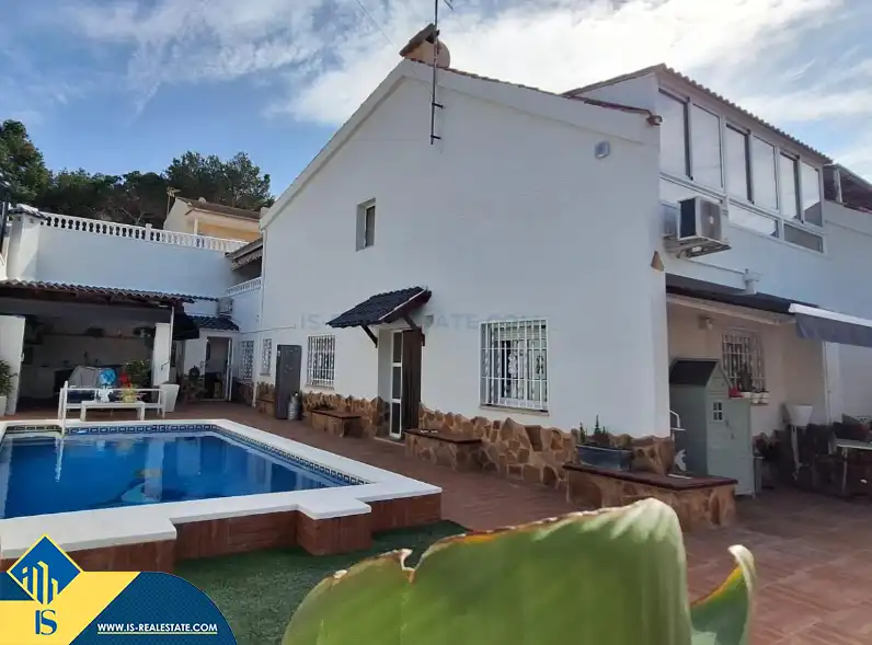 Detached house with pool for sale in Los Balcones - Los Altos, imagen 2