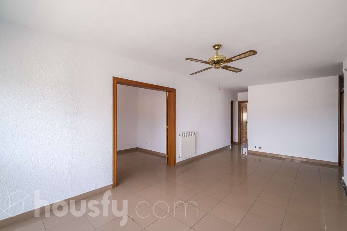 Piso en venta en Gran Via de les Corts Catalanes, La Marina del Port