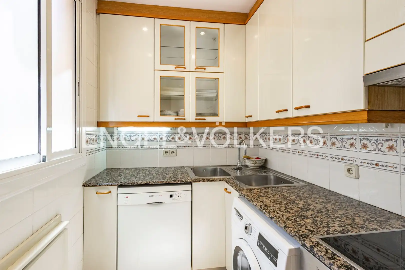 Kitchen of Flat for sale in Barcelona  with Air Conditioner, Heating and Parquet flooring