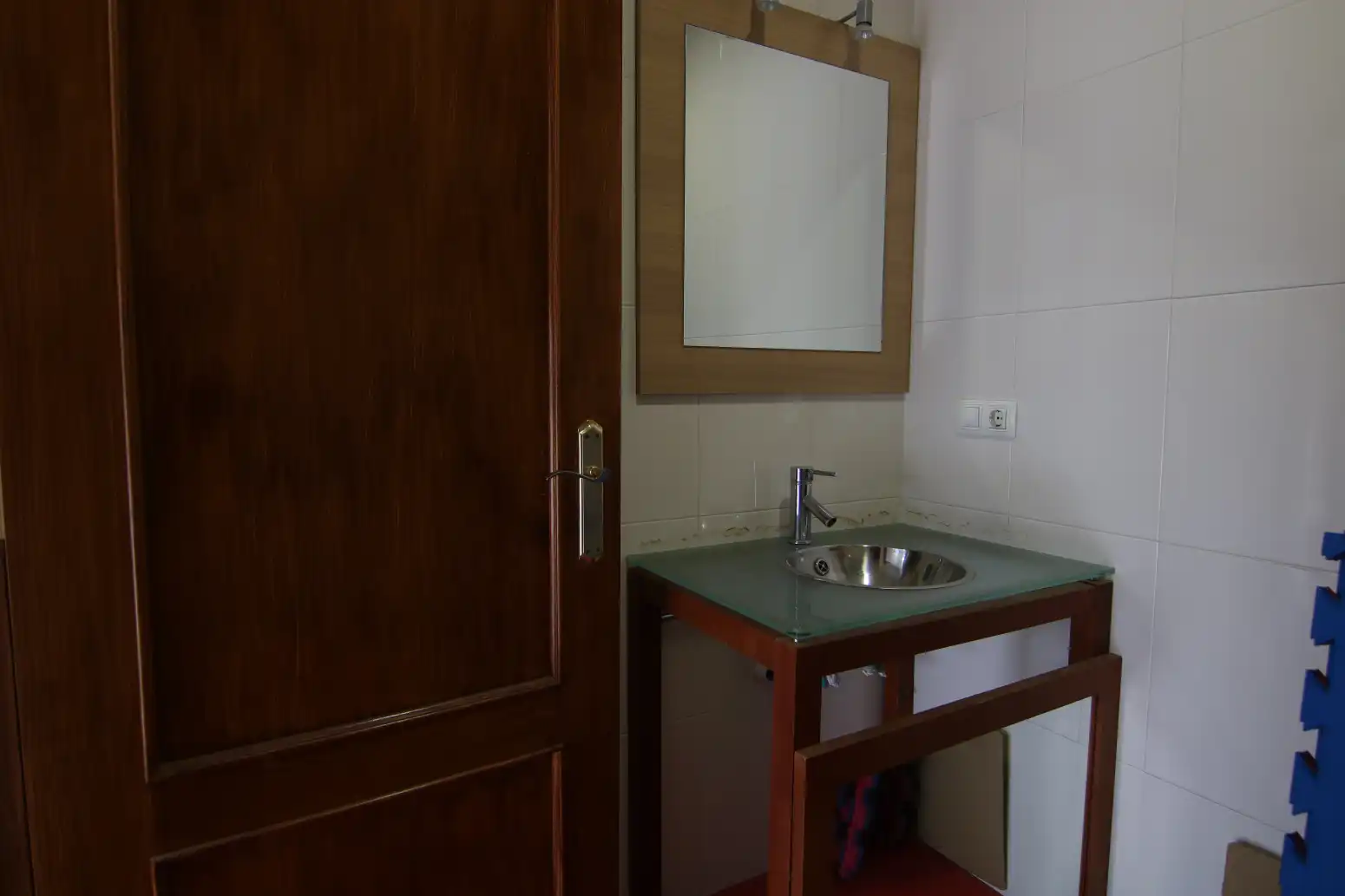 Bathroom of Commercial properties for rent in Paiporta