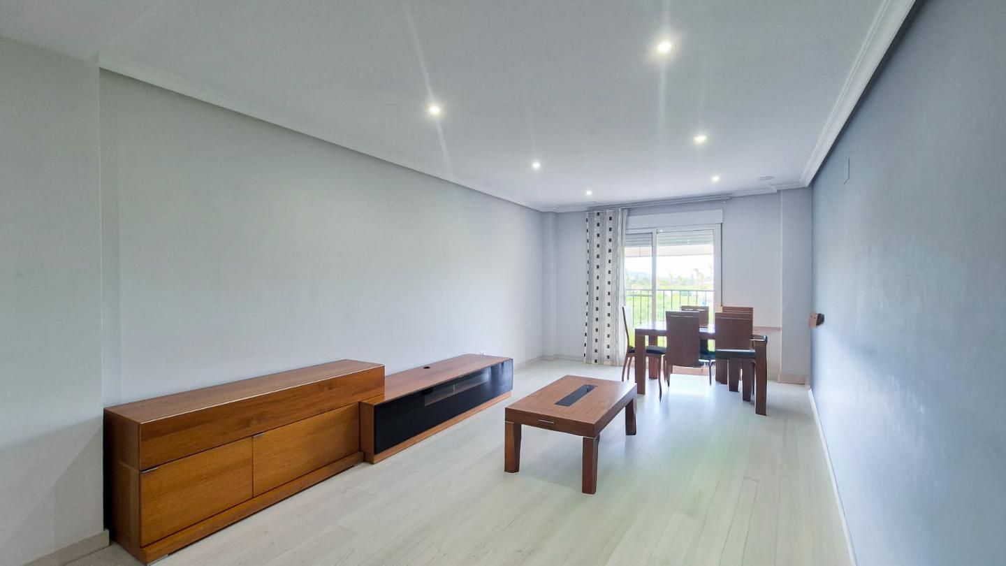 Living room of Flat for sale in Elche / Elx  with Air Conditioner and Storage room