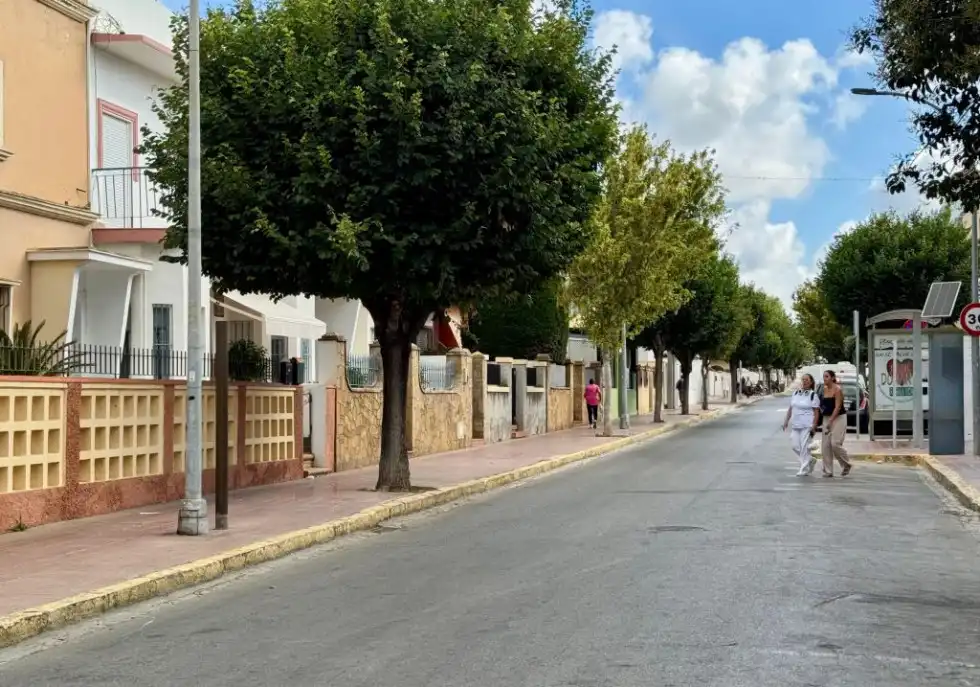 Gewerbefläche zum Verkauf in Avenida San Fernando, imagen 2