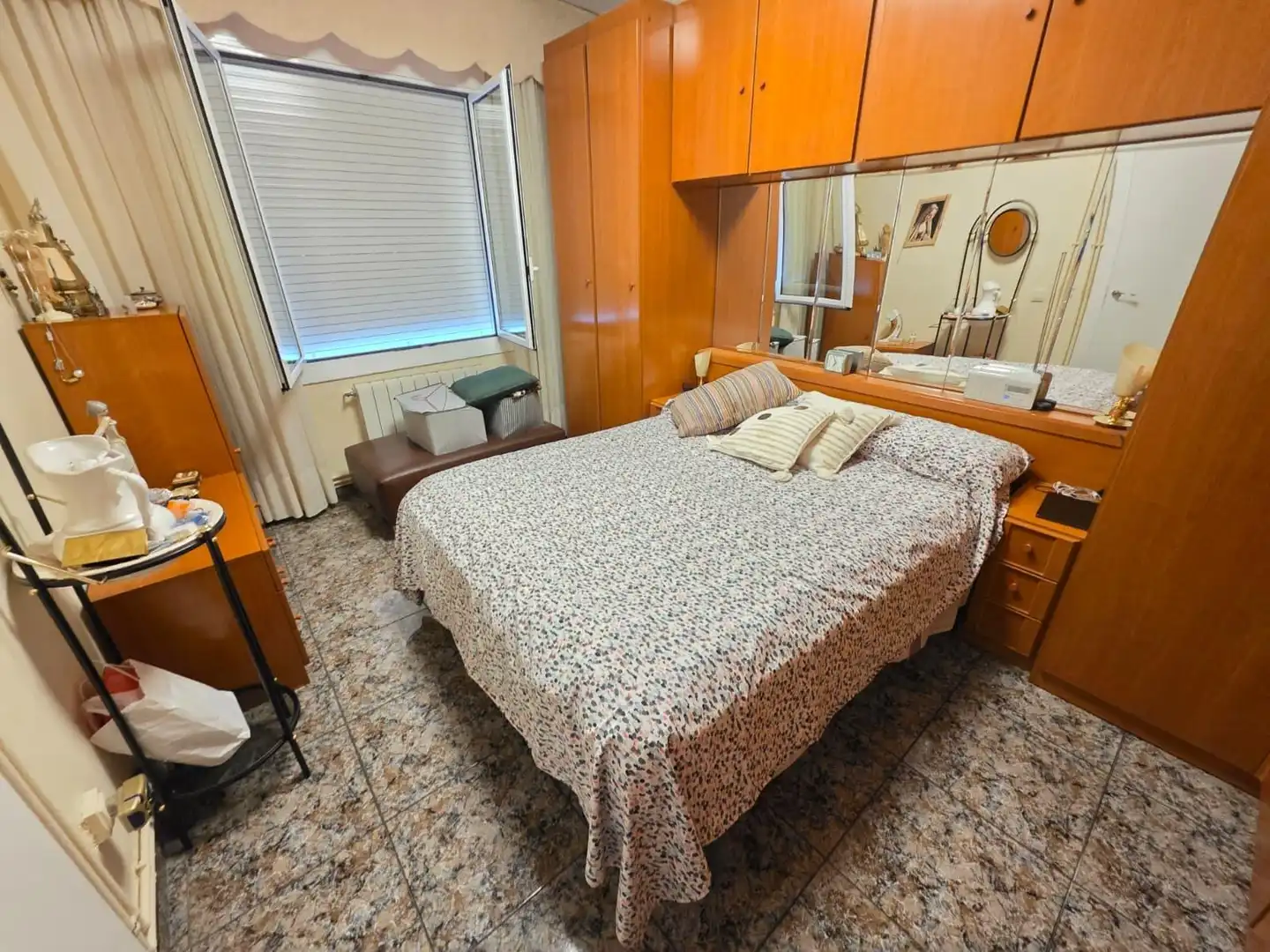 Habitación de Planta baja en venta en Igualada con Calefacción, Terraza y Trastero