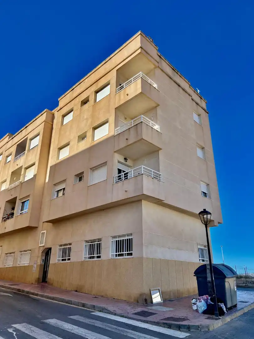 Wohnung mit Aufzug zum Verkauf in Calle Virgen del Carmen 85