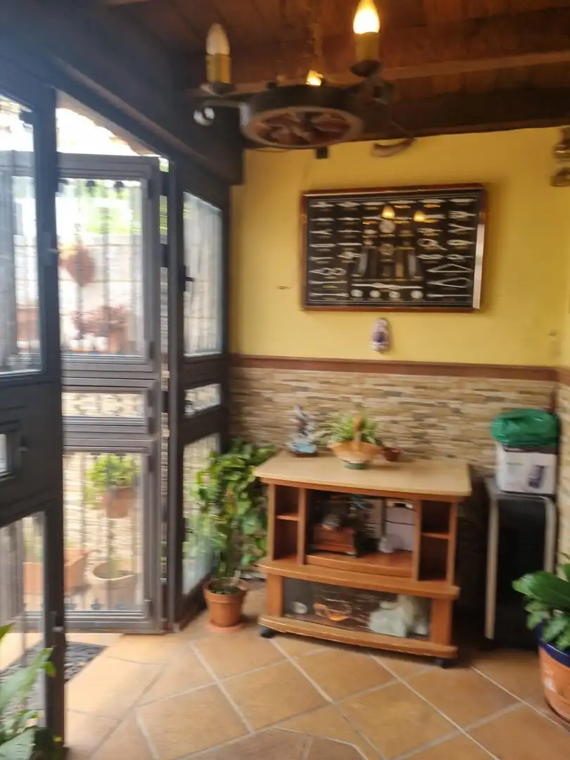 Casa adosada en venda en Algeciras amb Jardí privat, Traster i Piscina comunitària