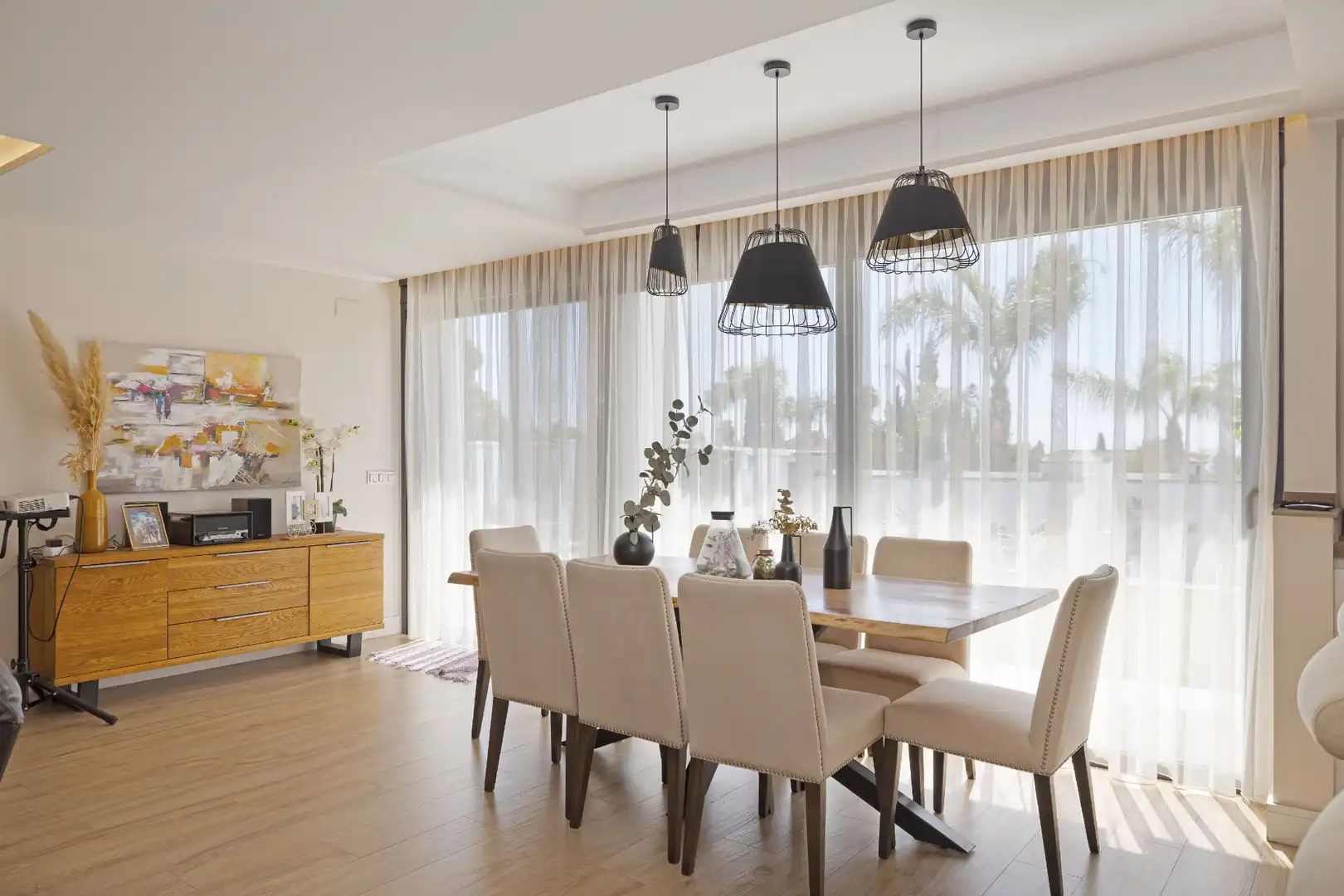 Comedor de Casa o chalet en venta en Marbella con Aire acondicionado, Calefacción y Jardín privado
