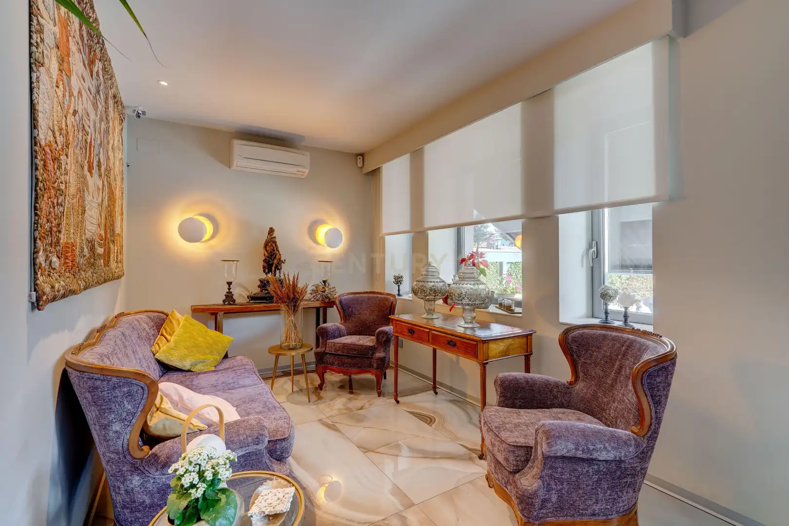 Sala d'estar de Casa o xalet en venda en Donostia - San Sebastián  amb Aire condicionat, Jardí privat i Piscina