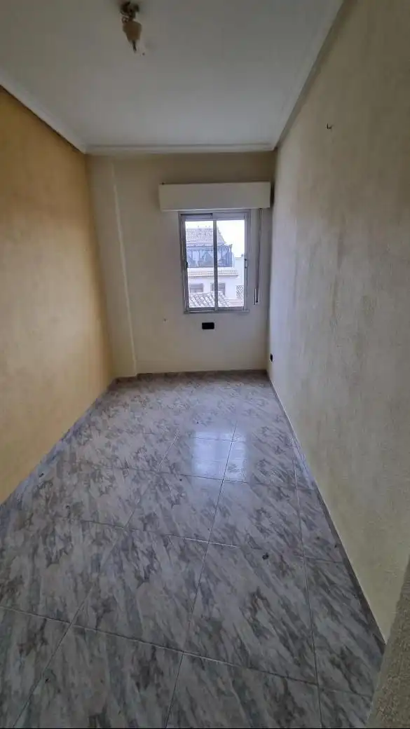 Schlafzimmer von Gebäude zum Verkauf in Torredelcampo