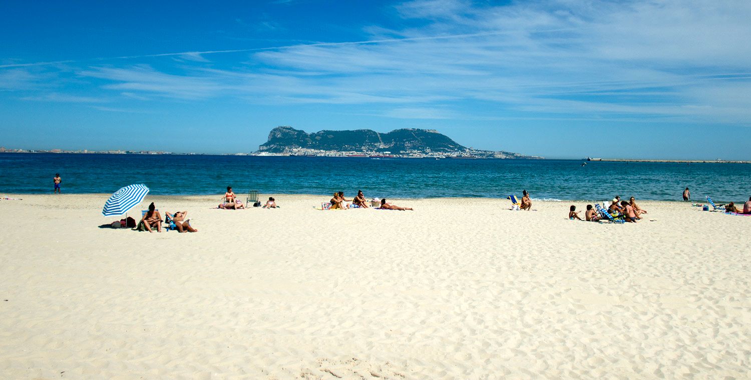 Exterior view of House or chalet for sale in Algeciras  with Furnished and Oven