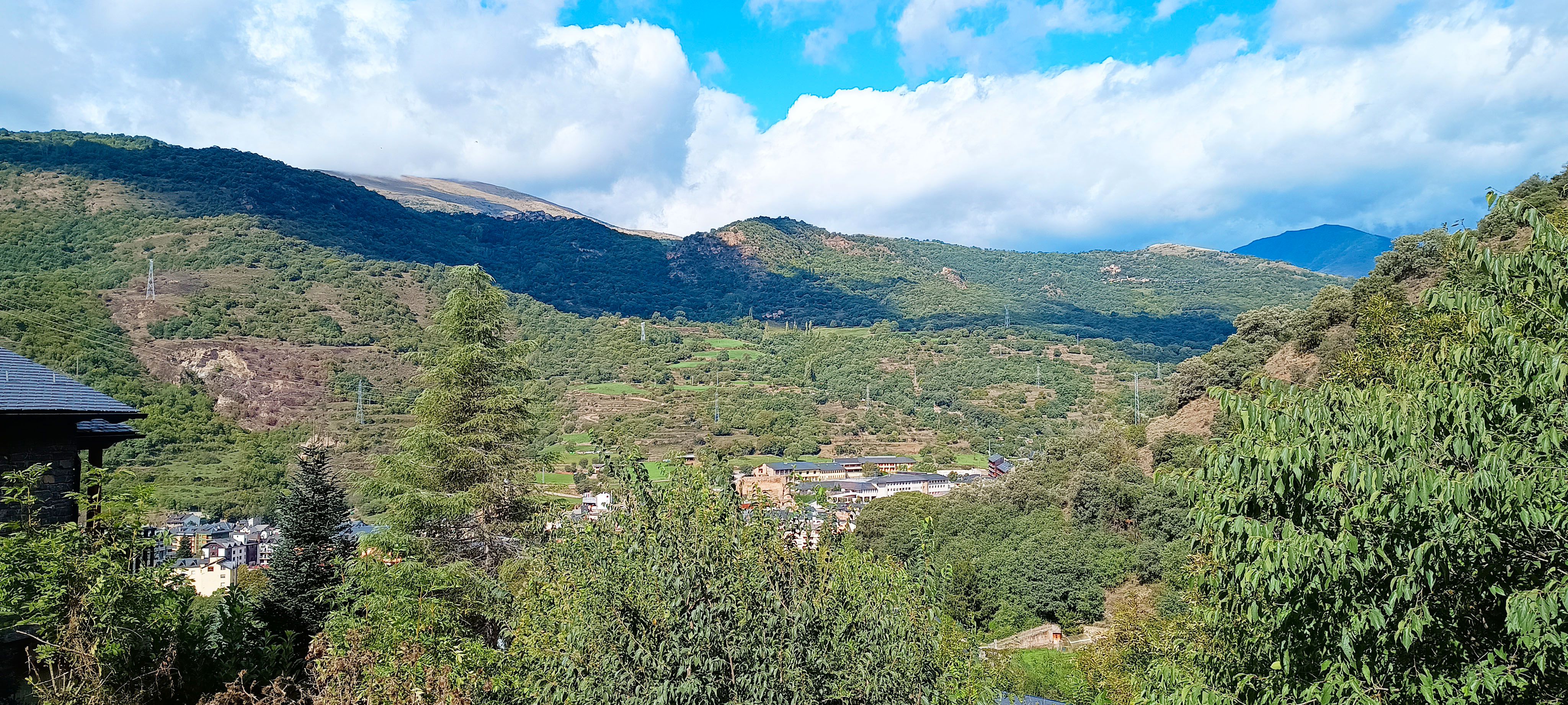 Vista exterior de Residencial en venda en Sort