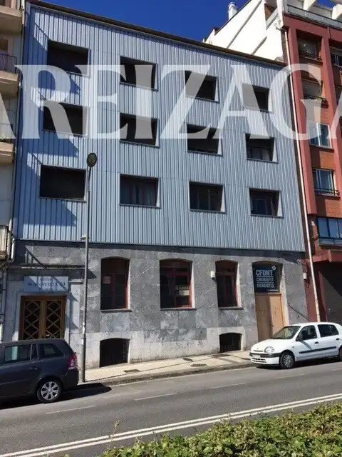 Ufficio in affitto a Altza