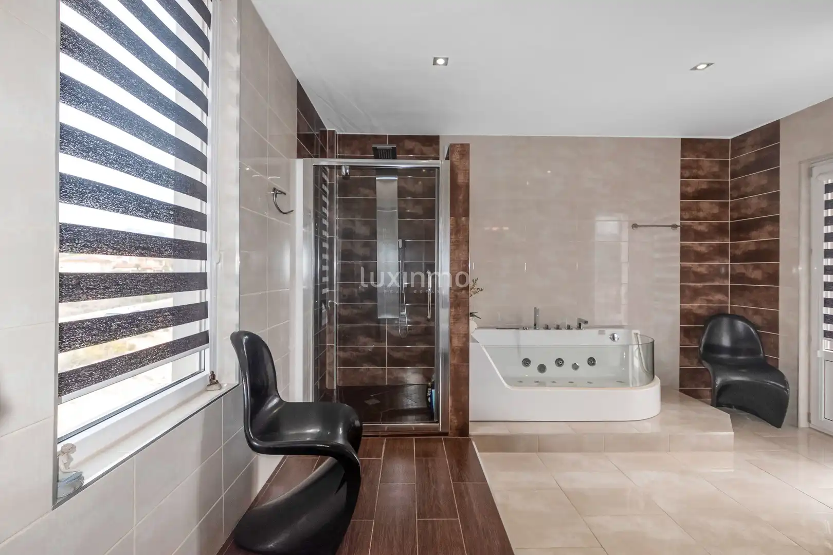 Bathroom of Houses for sale in L'Alfàs del Pi  with Air Conditioner, Heating and Terrace