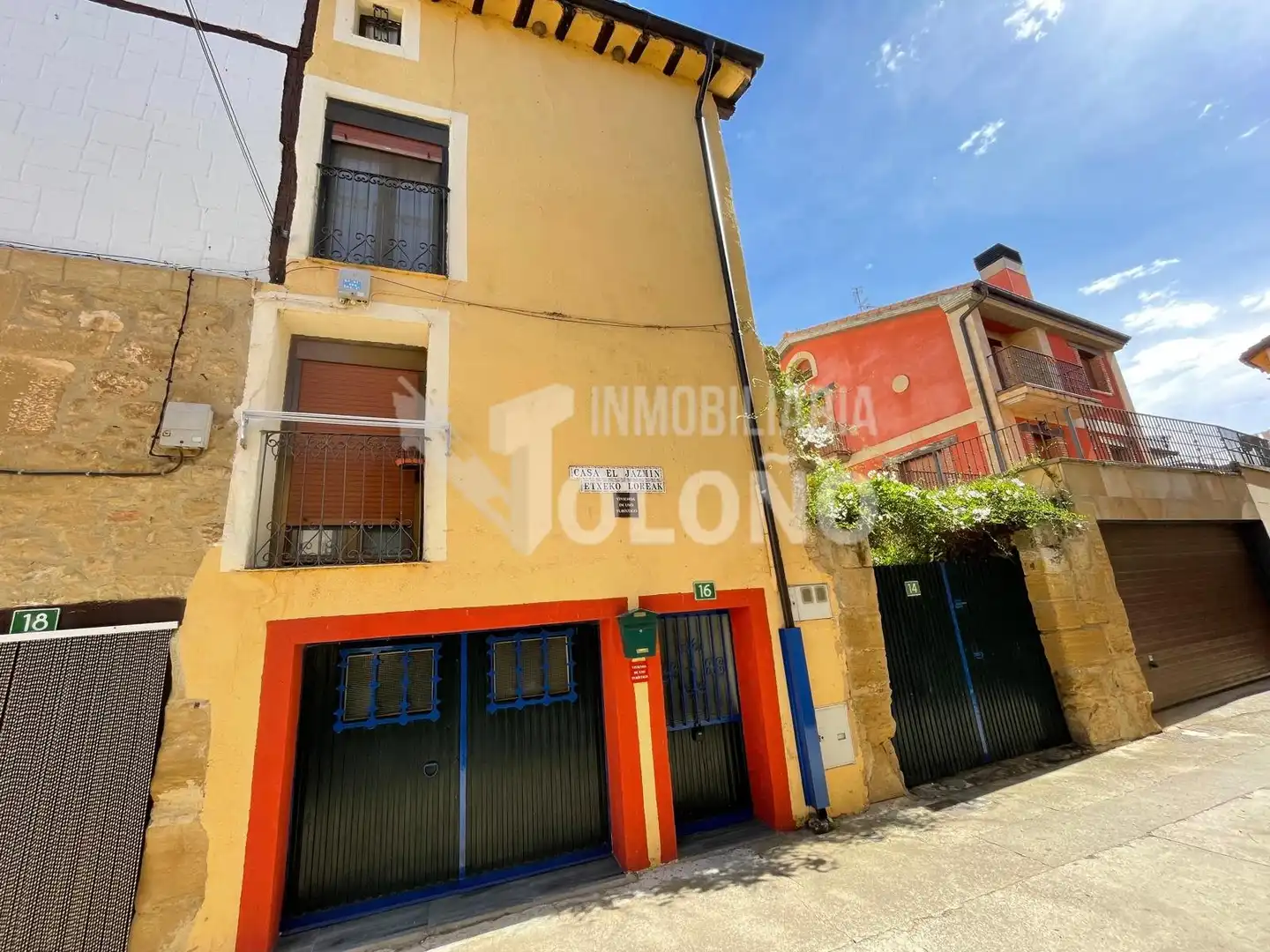 Casa aparellada amb jardí en venda a Calle Labradores 14, imagen 4