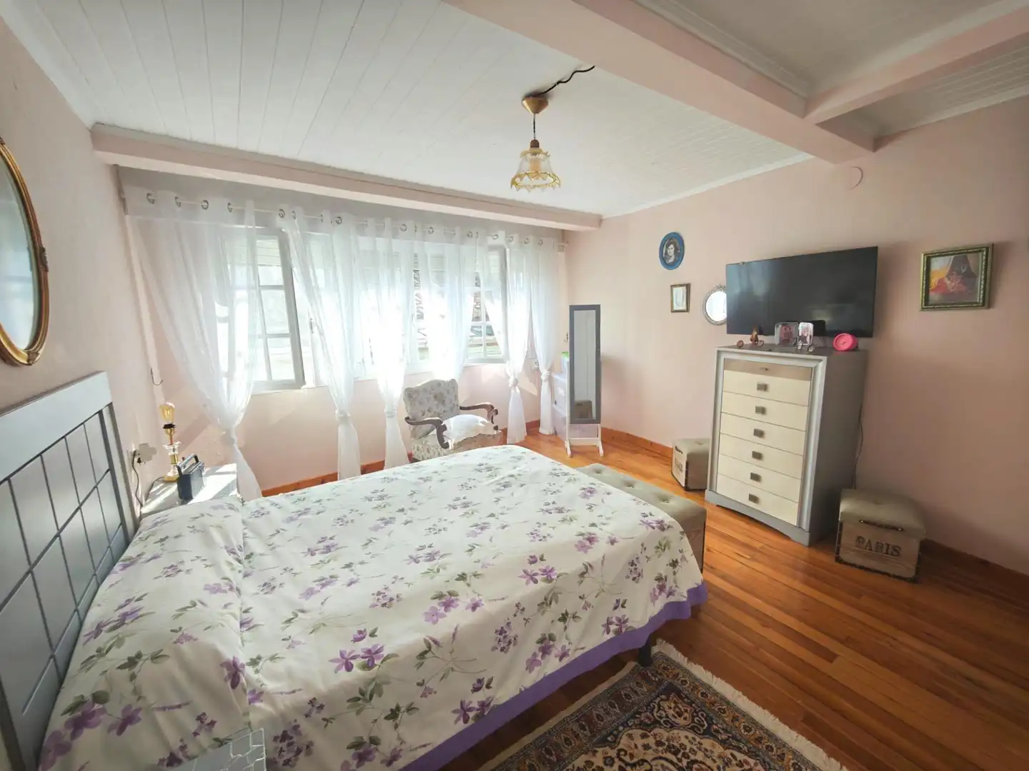 Habitación de Casa adosada en venta en Ortigueira con Trastero y Amueblado