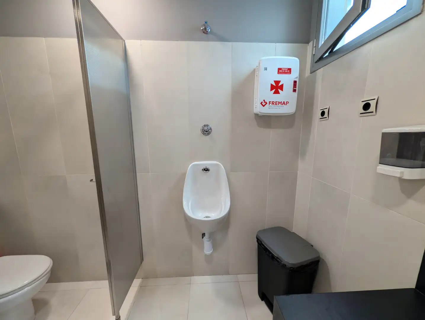 Bureau avec ascenseur à louer à Calle Marie Curie, imagen 32