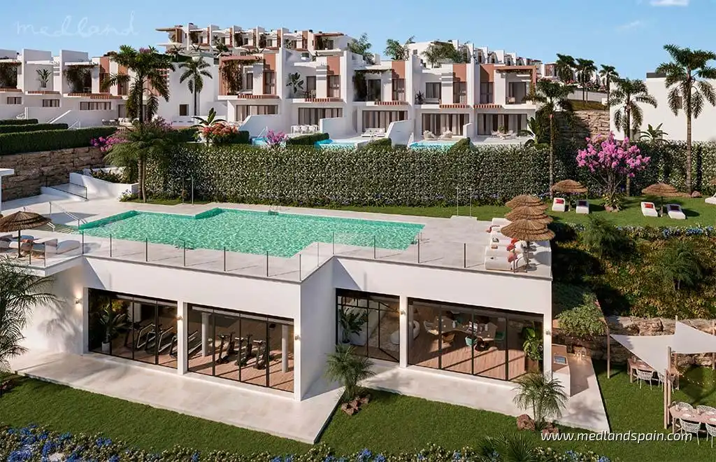 Terraced house with pool for sale in El Faro de Calaburra - Chaparral, imagen 5