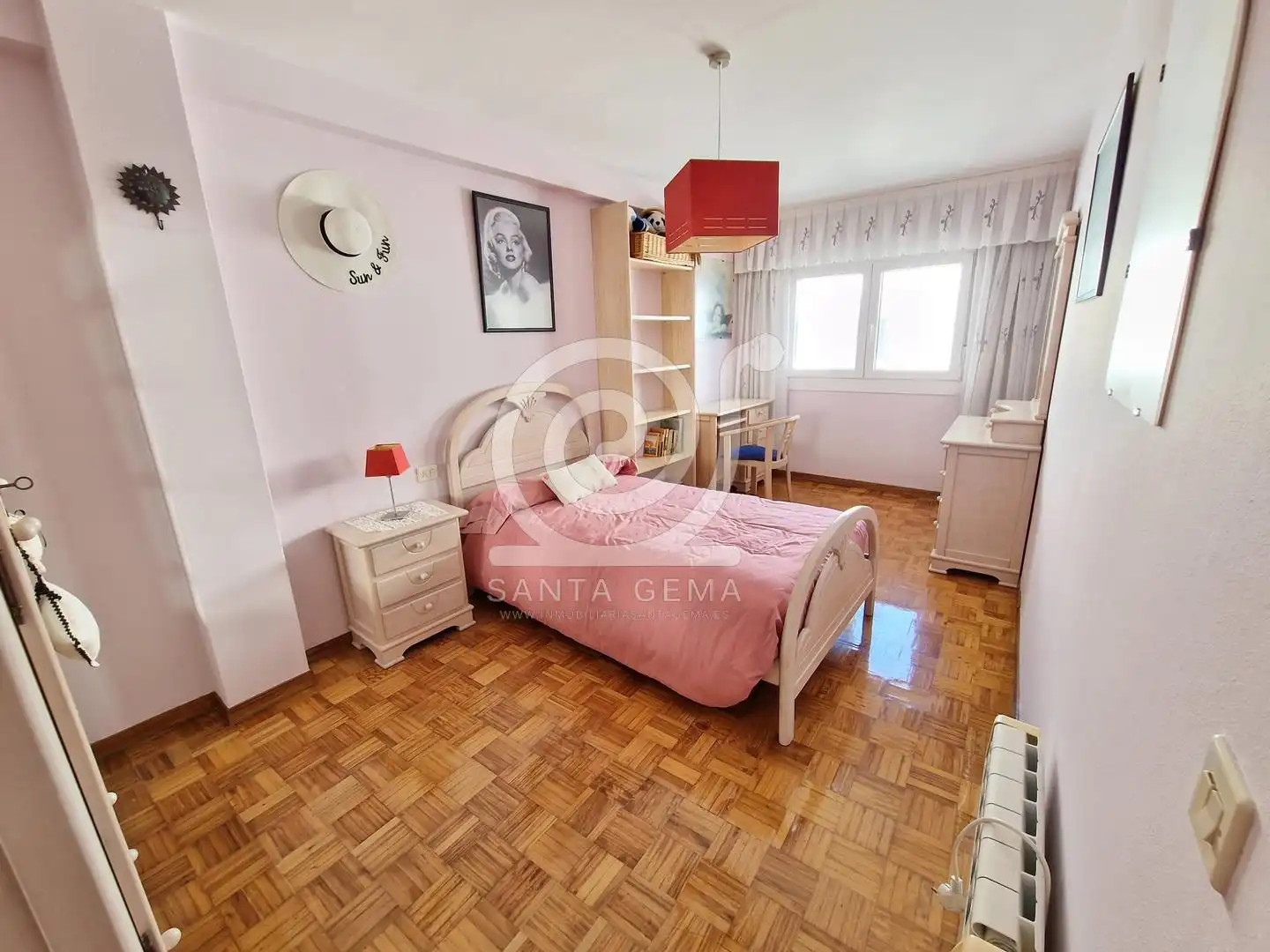 Bedroom of Flat for sale in A Coruña Capital   with Heating, Terrace and Furnished