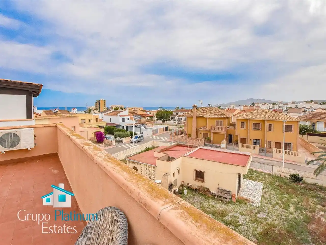 Detached house with garden for sale in San Juan de los Terreros, imagen 7